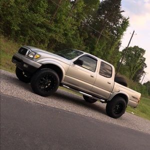 Meet your Posher, Taylor